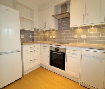 3 Bedroom Semi Detached To Let - Photo 5