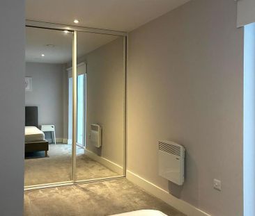 2 bedroom apartment to rent - Photo 2