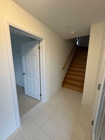 For Lease - 199 Melody Lane, Thorold, Ontario - Photo 5