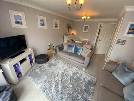 3 bedroom semi-detached house to rent - Photo 5