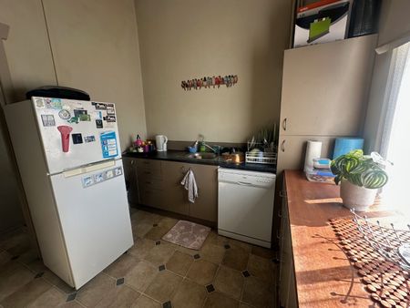 Queen Street West, Hastings - Photo 2