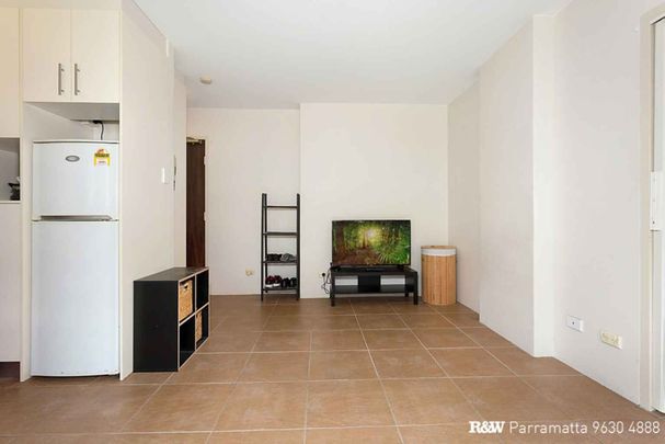 15/35 Campbell Street Parramatta - Photo 1