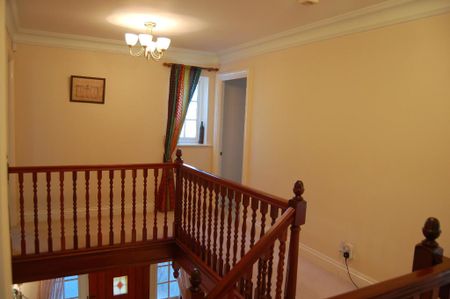 5 bedroom detached house to rent - Photo 4