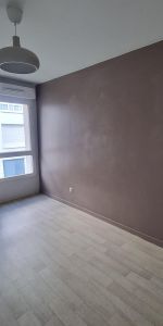 Location Appartement 2 pièces 46m² LILLE 59000 - Photo 3