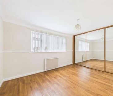 Garden Court, Birkenhead, CH42 - Photo 6