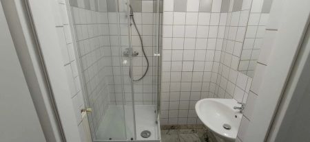 Hofseitige 2 Zimmer Stielalbauwohnung - Nähe U1 Vorgartenstraße - Photo 3