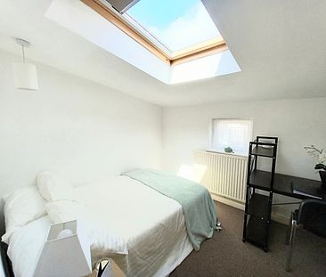 5 bedroom terraced house to rent - Photo 3