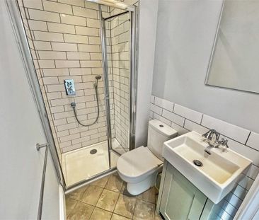 2 bedroom apartment to rent - Photo 6