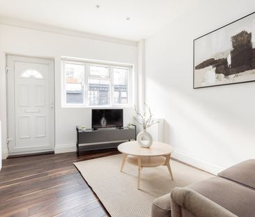 1 Bed Flat, Friary Road, SE15 - Photo 3