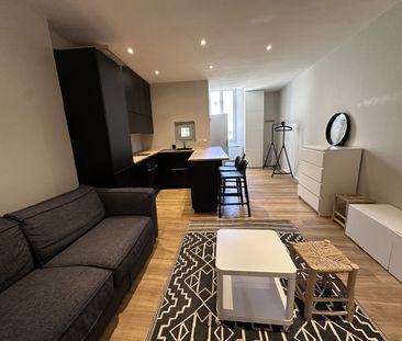 Location Appartement 1 pièce 35m² MONTPELLIER 34000 - Photo 3