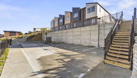 Brand-New Townhouses for Rent – Alfriston Villas - Photo 3