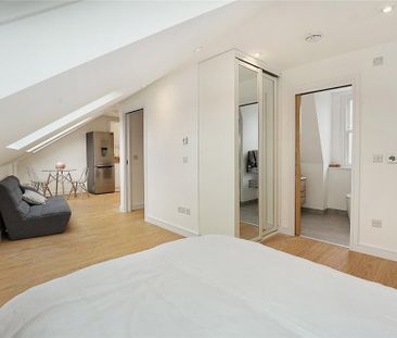 Studio to rent - Photo 2