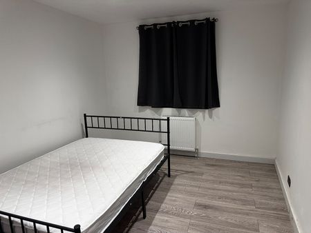 Room in a Shared House, Cromwell Road, N10 - Photo 2