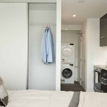 Beautiful Studio apartment in the heart of Manukau City - Photo 4