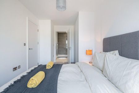 3 bedroom apartment to rent - Photo 5
