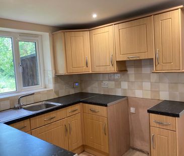 33 Broadstone - Photo 5