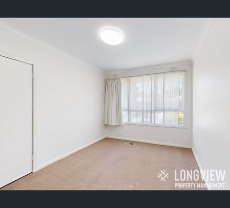 21 Merrick Cres, Glen Waverley, Vic 3150 - Photo 5