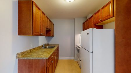 102 - 315 Nelson Street - Photo 5