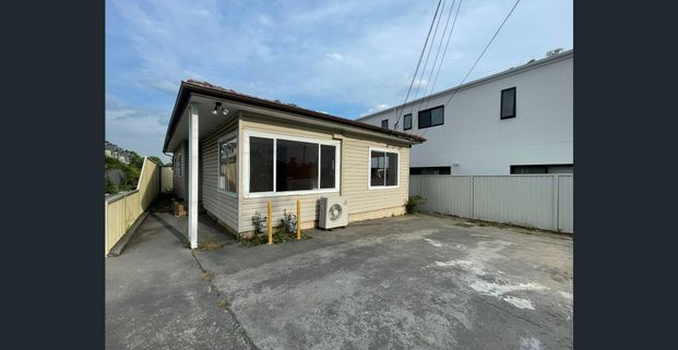 3 Bedroom House - Photo 1