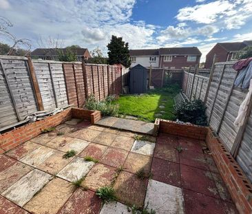 2 bedroom terraced house to rent - Photo 1
