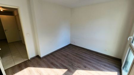 Location Appartement 3 pièces 72m² - Photo 3