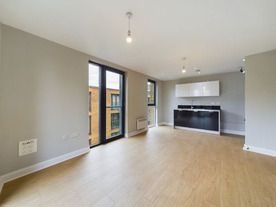 2 Bed Flat, Southside, B5 - Photo 1