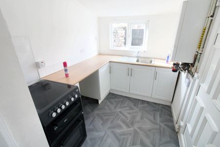 2 bed terraced house to rent in Wrigley Street, Ashton-Under-Lyne, OL6 - Photo 5