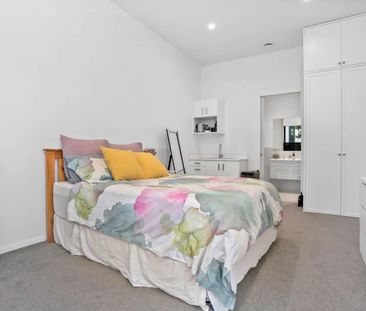 76 Hobsonville Point Road, Hobsonville - Photo 1