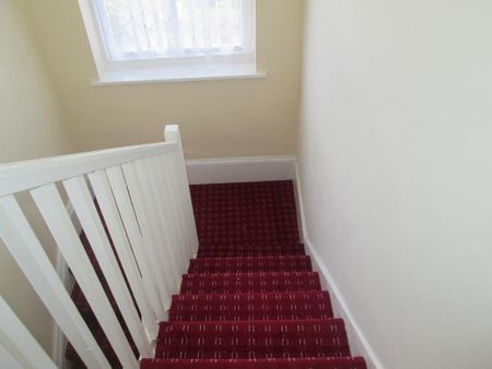 6 bedroom terraced house to rent - Photo 5