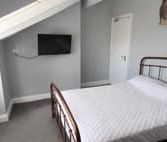 6 Bed - 18 Lucas Place, Woodhouse, Leeds - LS6 2JB - Student - Photo 1