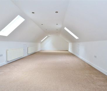 5 bedroom detached house to rent - Photo 4