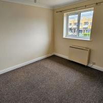 2 Bedroom Flat For Rent - Photo 1
