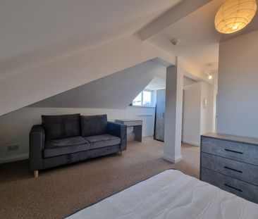 1 Bed Student Accommodation - Photo 4