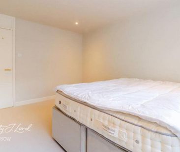 4 bedroom terraced house to rent - Photo 4