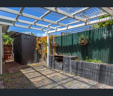 Family home with character and charm - Photo 5