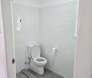 Renovated house with elevated position - Photo 4