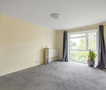 1 bedroom in a flat share to rent - Photo 5