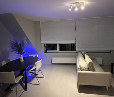 Appartement te huur - Foto 1