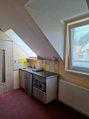 Zariadená garzónka v RD, 20 m², 1. posch., Wifi, na Alstrovej ulici v Rači, neďaleko amfiteátra – Fotografia 2