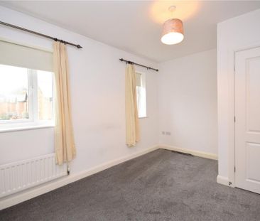 2 bedroom semi-detached house to rent - Photo 2