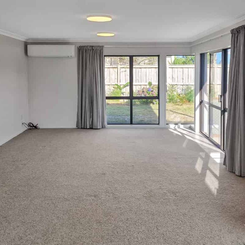 3 BEDROOM MOUNT MAUNGANUI - Photo 1
