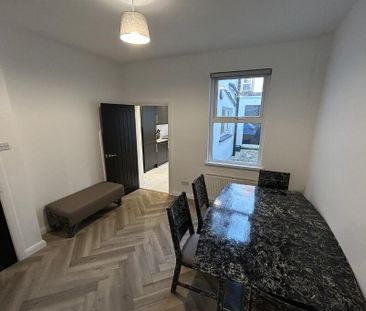 82 Richardson Street, Belfast, BT6 8DY - Photo 5