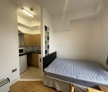 Studio to rent - Photo 4