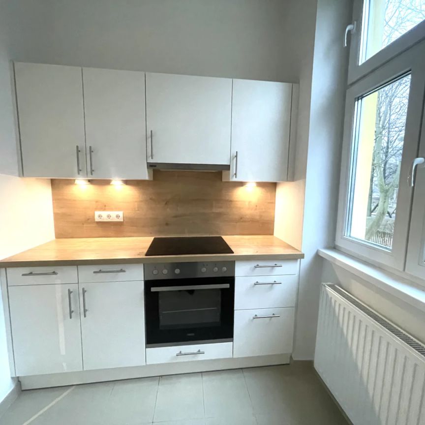 Großzügige, sanierte 2,5-Zimmer-Wohnung im 23. Wiener Gemeindebezirk – nahe Schloss Liesing - Photo 1