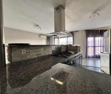 Location Appartement 3 pièces 74m² AUBAGNE 13400 - Photo 5