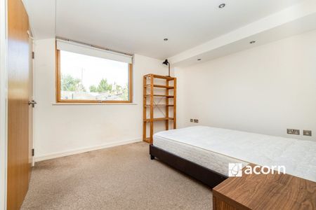 Queen Annes Square, London, SE1 - Photo 5