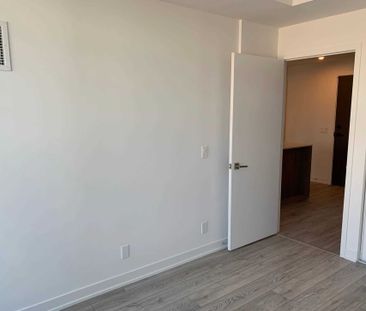 For Lease - 15 Holmes Avenue Unit# 507, Toronto, Ontario - Photo 4