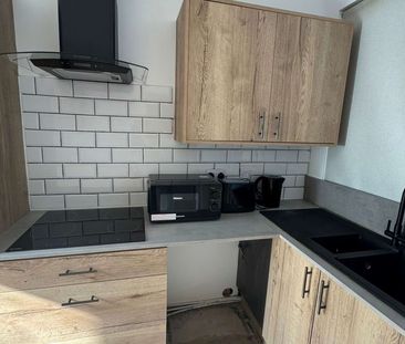 Rear Flat, 76 Station Road - Photo 4