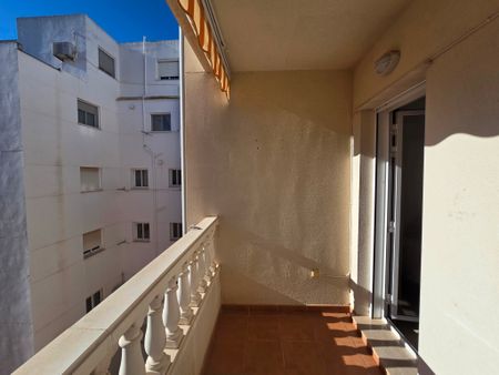 ANNUAL RENT Apartment for rent in downtown Denia 2d - Photo 4