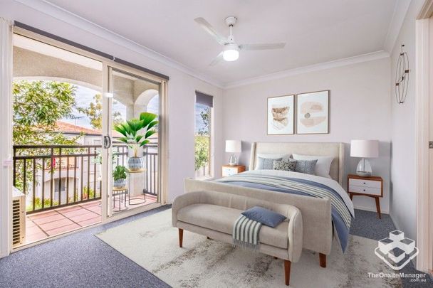 RESOURCE STYLE LIVING, NO WATER BILL, NO GARDENING! - Photo 1